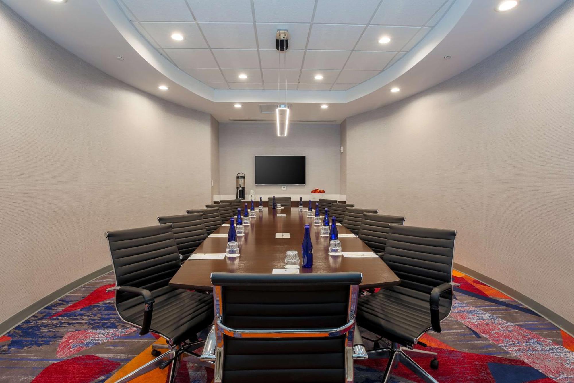 Doubletree By Hilton Atlanta Airport Hotel College Park Exterior photo