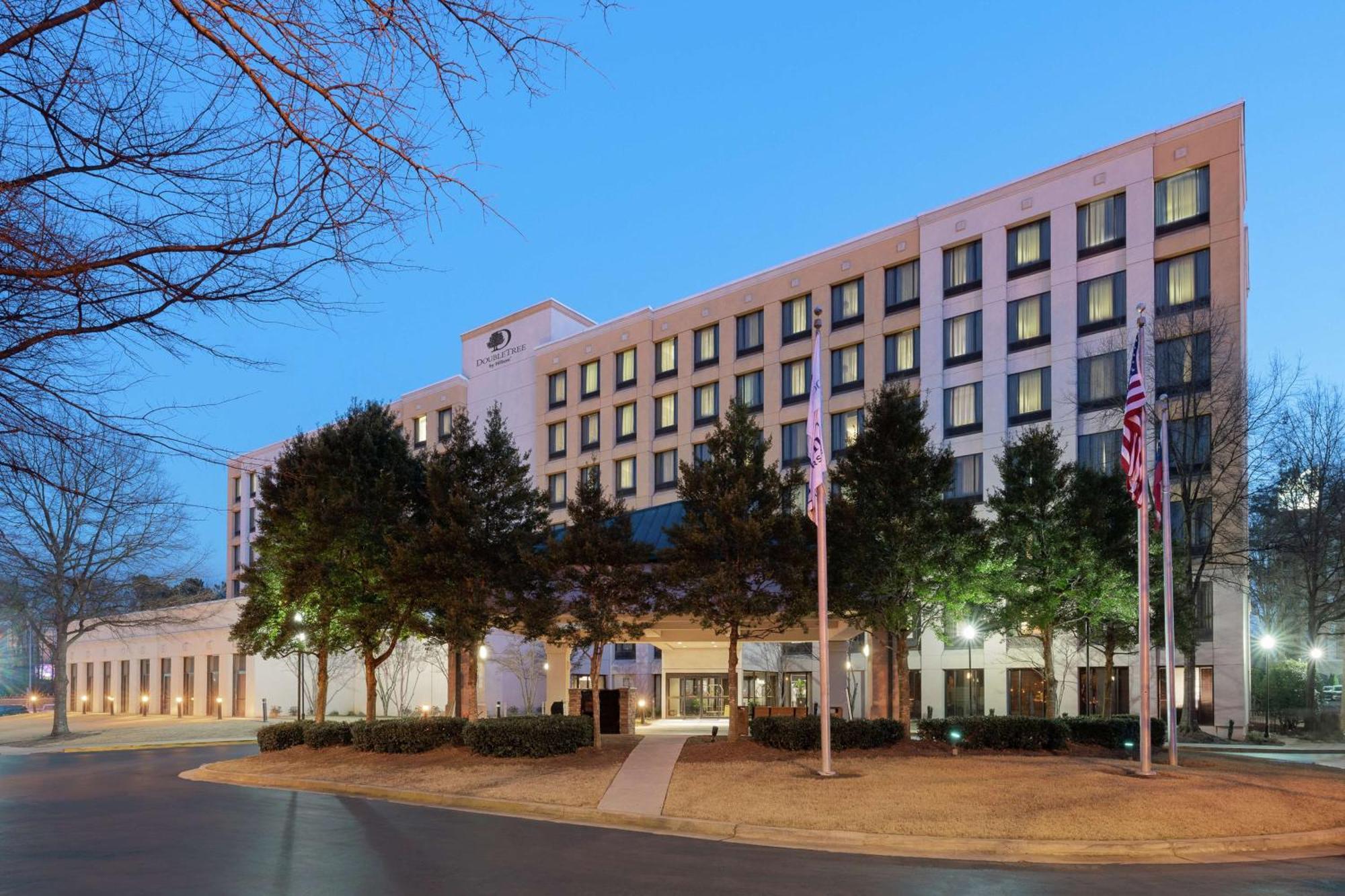 Doubletree By Hilton Atlanta Airport Hotel College Park Exterior photo